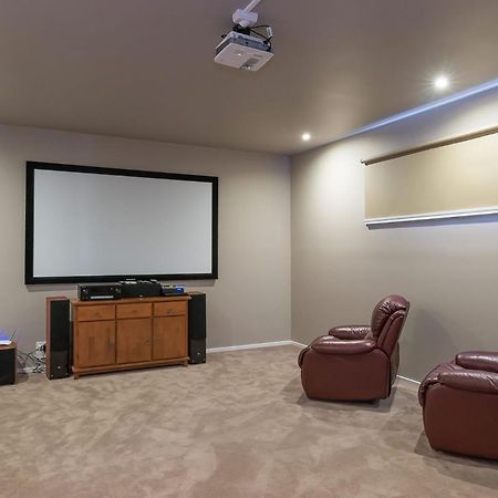 Currawong Close Pool Pool Table Alfresco Featured كاوز المظهر الخارجي الصورة